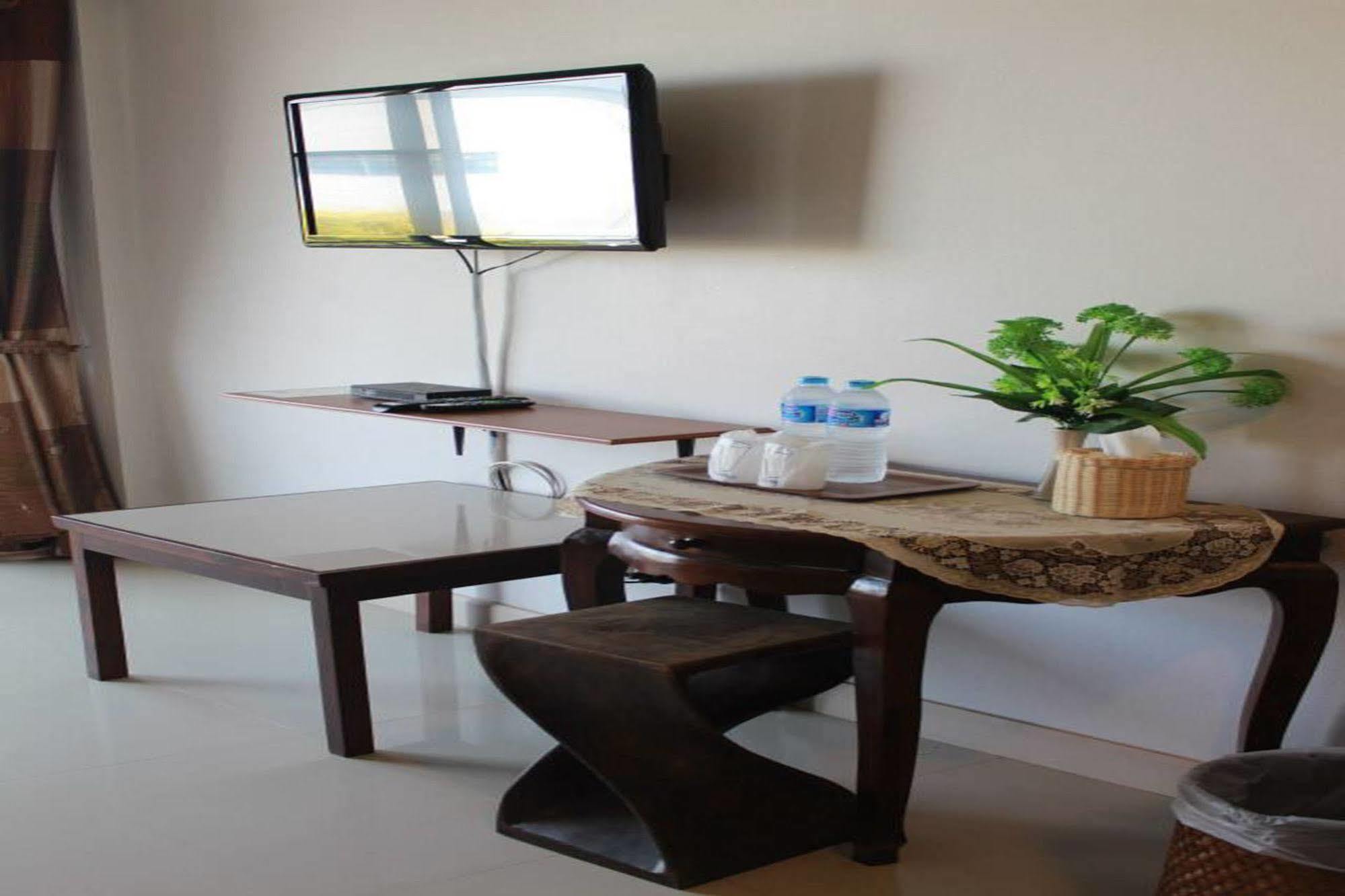 Pornkasem House Hotel Chiang Rai Luaran gambar