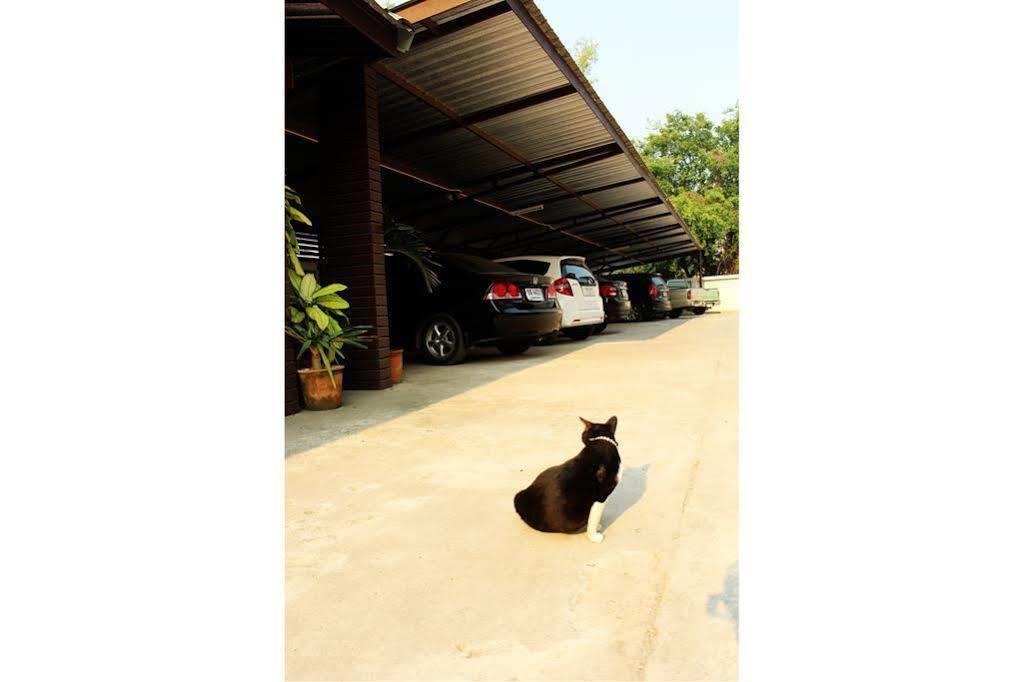Pornkasem House Hotel Chiang Rai Luaran gambar